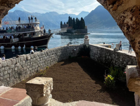 Exclusive Istanbul & Montenegro Excursions