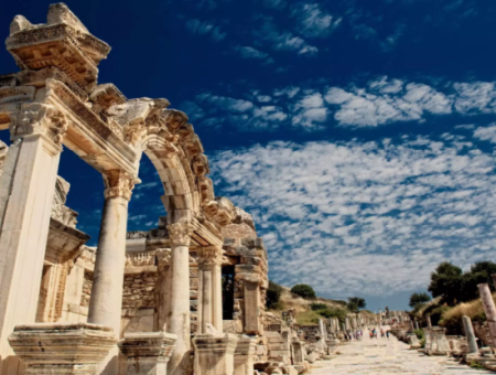 Efes'in Yankıları, Pamukkale'nin Hayalleri