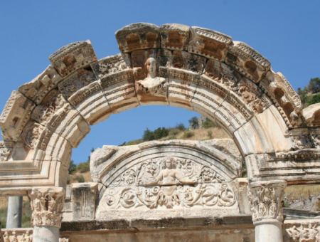 Efes'in Yankıları, Pamukkale'nin Hayalleri